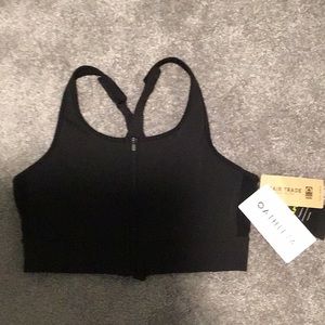 NWT Athleta Front Zip Stealth Bra, Size M, Black
